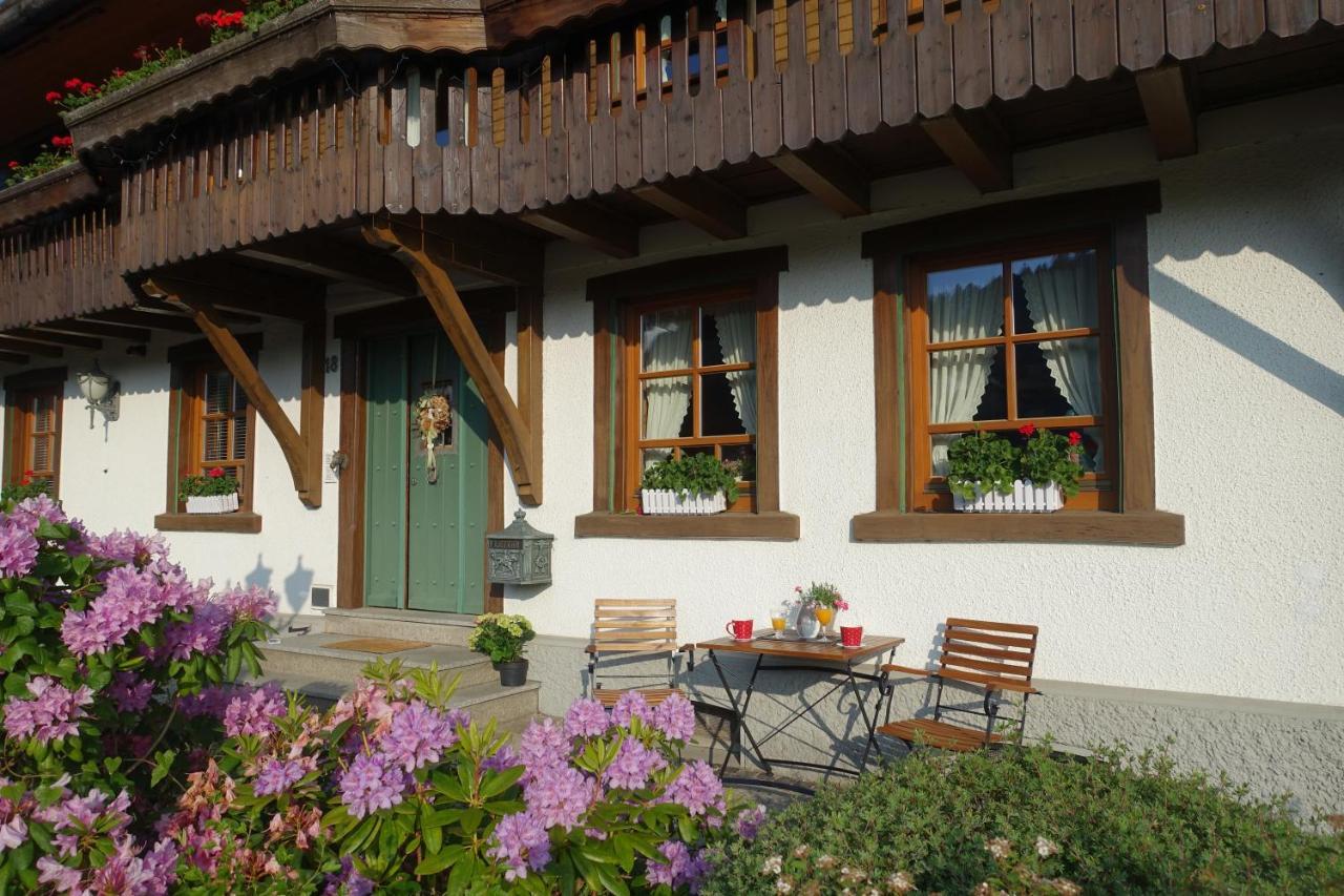 Hollhouse - Bed & Breakfast Хинтерцартен Екстериор снимка