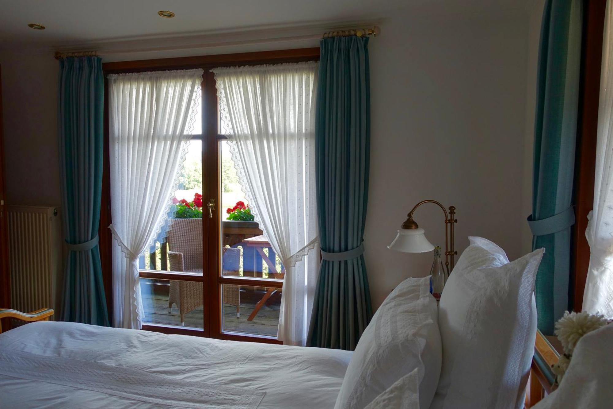 Hollhouse - Bed & Breakfast Хинтерцартен Екстериор снимка